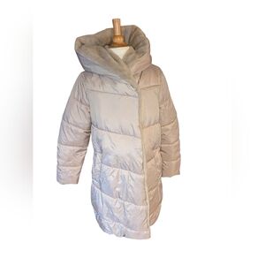 BCBGMAXAZRIA NWT Almond Puffer Jacket With Faux Fur Hood